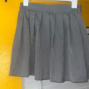 Grey tennis skirt